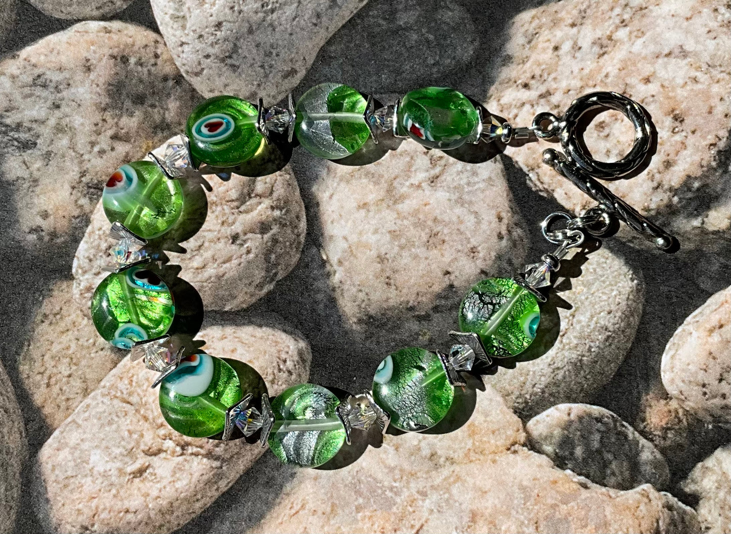 recycled green glass bead bracelet