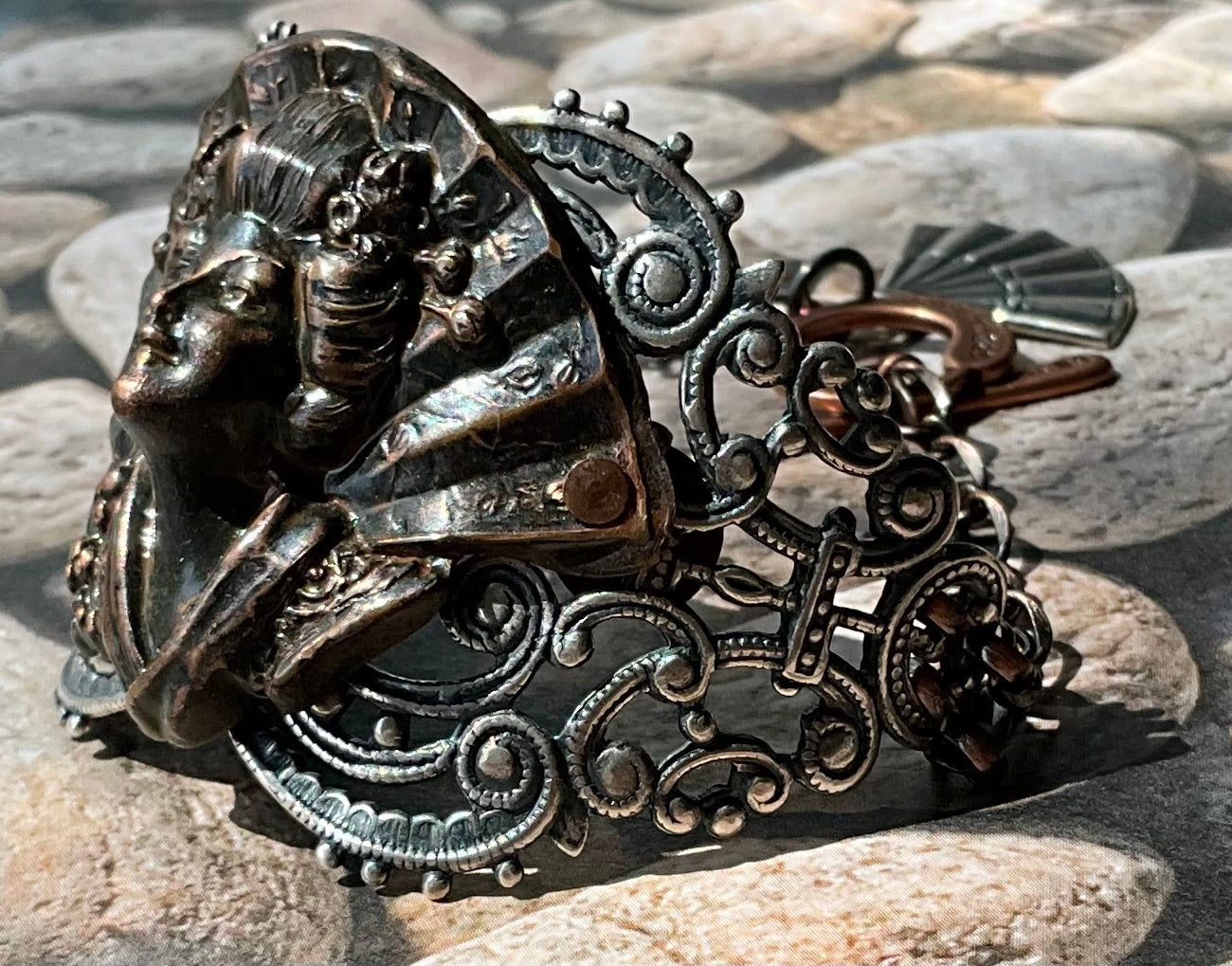 handmade OOAK metal oriental lady bracelet Geisha