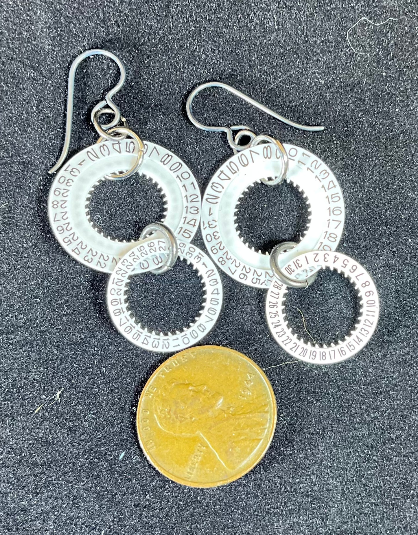watch date rings earrings